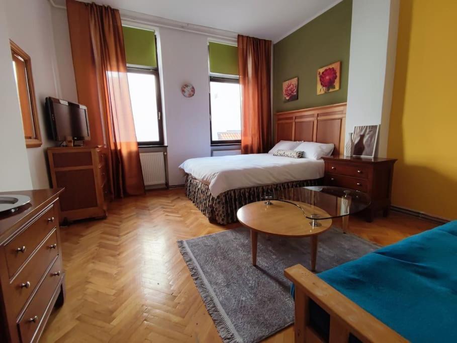 Bascarsija Apartment B-Home Old Town Sarajevo Bagian luar foto